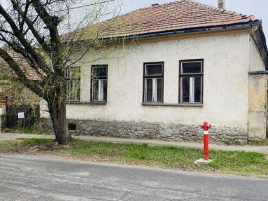Pozor - ZNÍŽENÁ CENA - Rodinný dom s pozemkom v Maďarsku