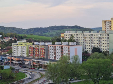 3-izbový byt, 70 m2 plus lodžia s krásnym výhľadom