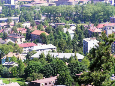 2-izb.s lodžiou Uhlisko-Družstevná ul. po rekonštrukcii zariadený