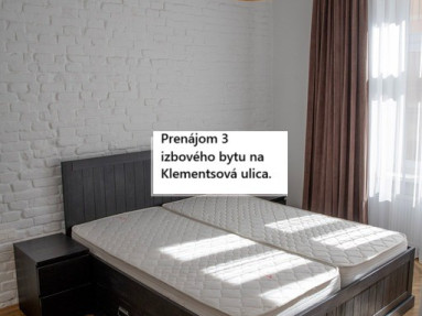 Jy28Jg3yi_fss