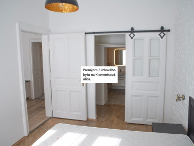 YNwNbOLVY_fss