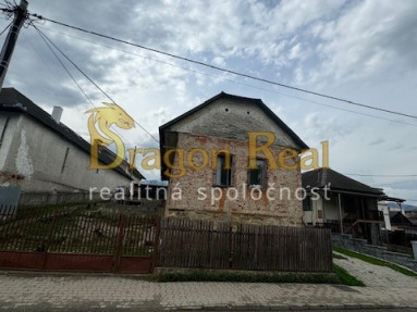 PREDAJ – rodinný dom – hrubá stavba – ŠIROKÉ
